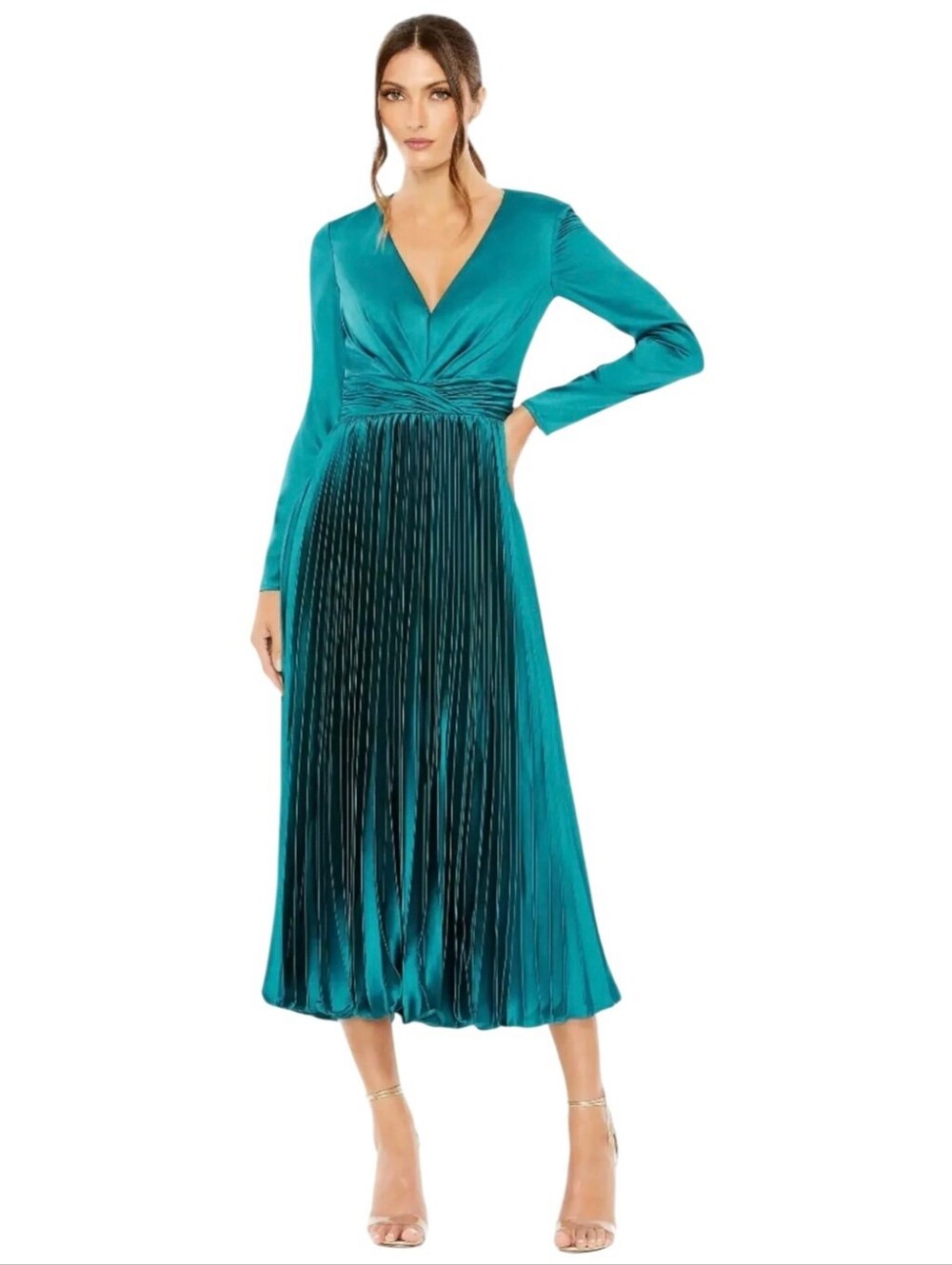 Mac Duggal 27148 NWT Pleated Long Sleeve V-Neck Dress